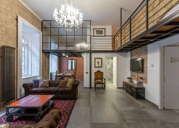 The Address Loft 22Ppl