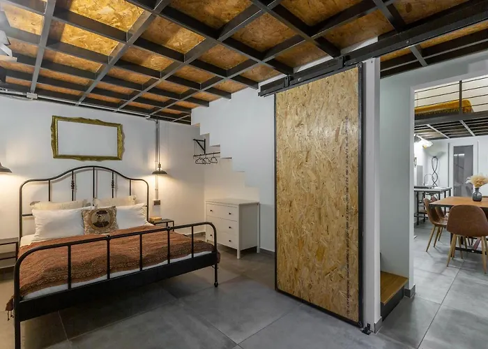 The Address Loft 22Ppl