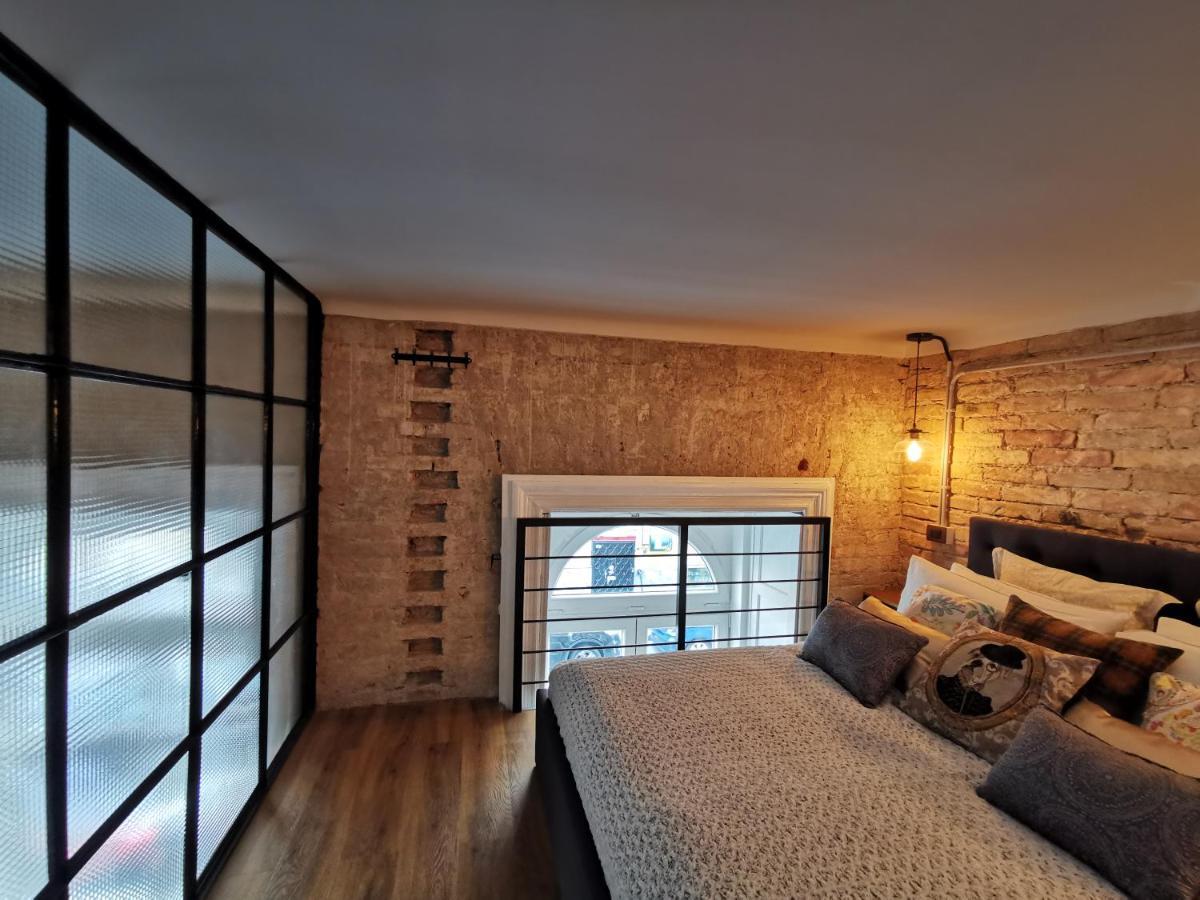 Апартаменти The Address Loft 22ppl *