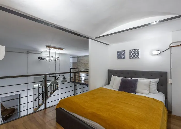 The Address Loft 22Ppl